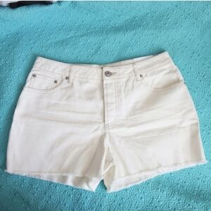 House Of Harlow 1960 High Rise Mom Short button Fly and Frayed Hem (W28) NWT!